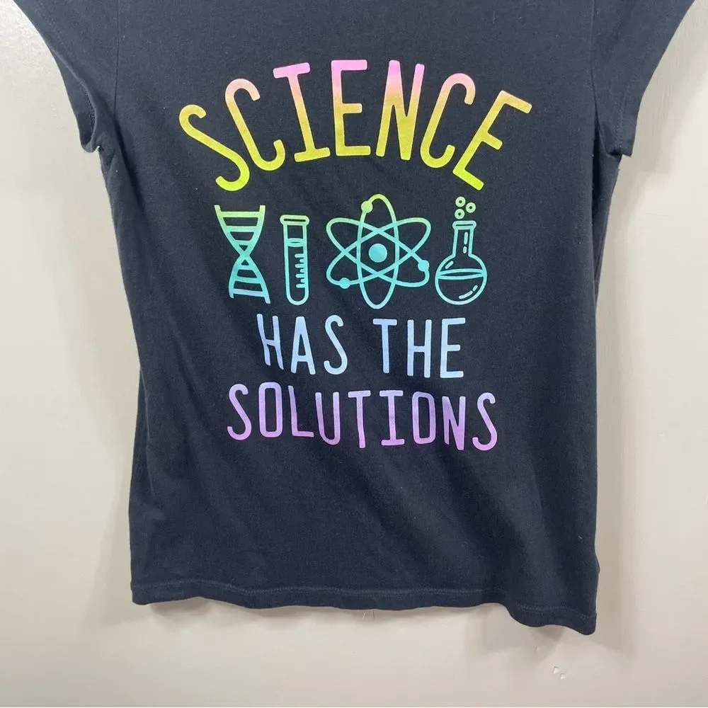 GAP Black Science Solutions‎ Tee